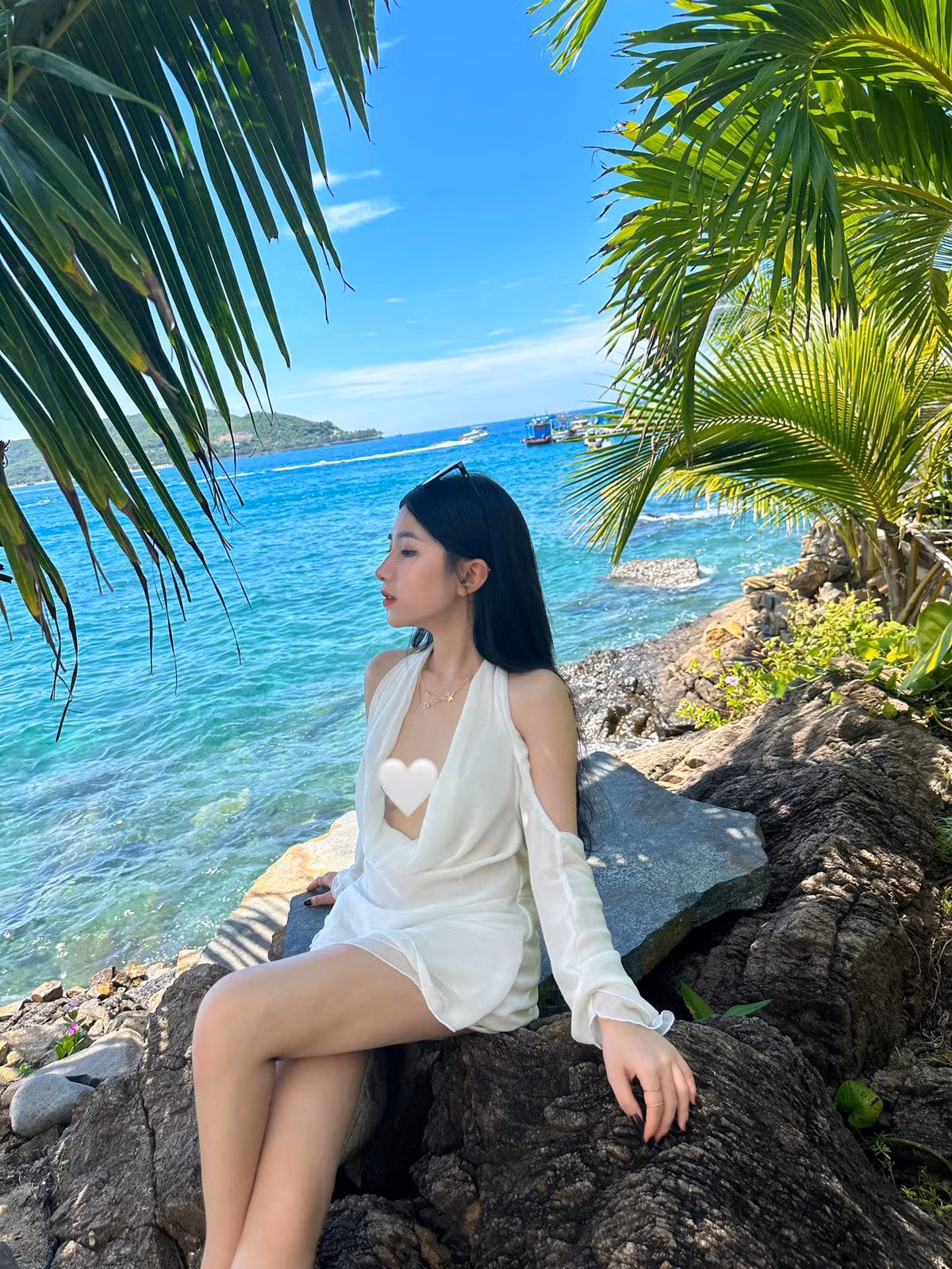 Hiện tại, hot girl sinh năm 2022 vẫn đang theo đuổi con đường nghệ thuật, cố gắng phát triển bản thân để thực hiện ước mơ làm diễn viên hoặc người mẫu ảnh chuyên nghiệp.