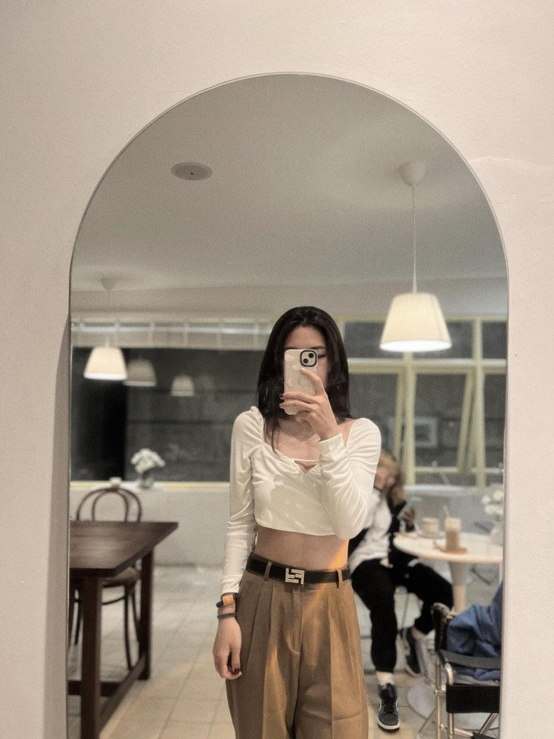 Thanh Nhã (sinh năm 2001, tại Hà Nội) là một trong những cầu thủ nổi bật của đội tuyển bóng đá nữ Việt Nam.