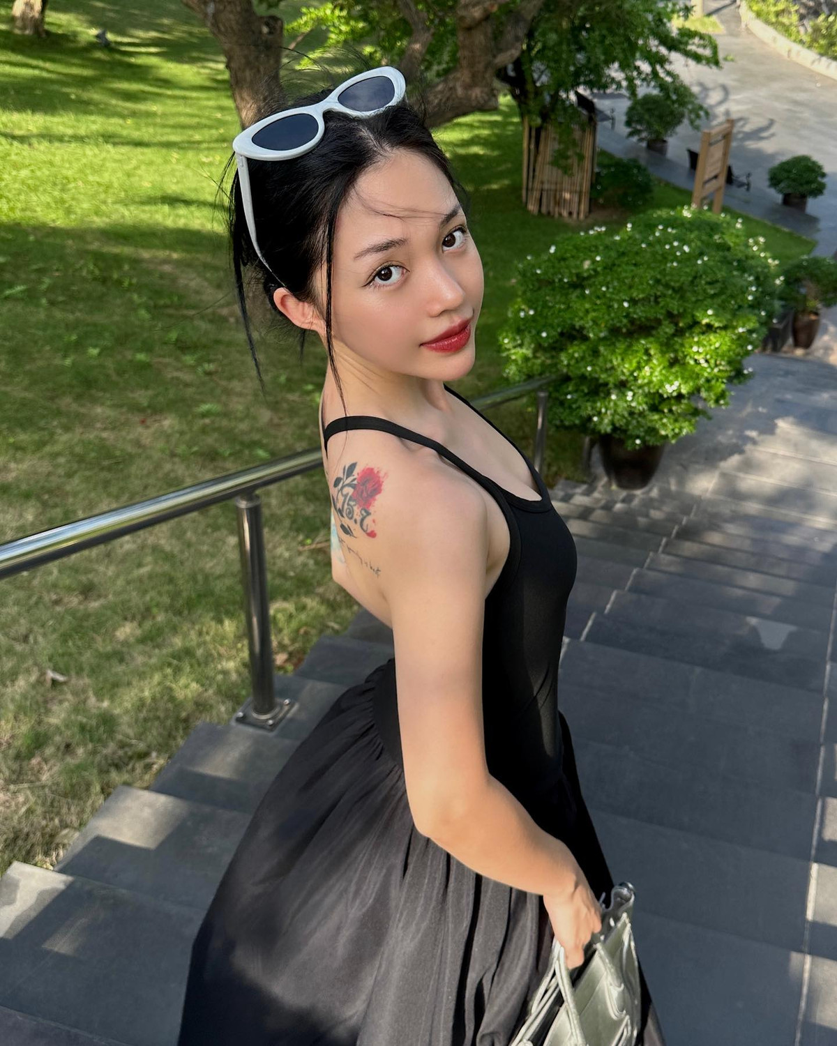 Ở tuổi 27, cô được nhiều người ngưỡng mộ vì sở hữu khối tài sản "khủng". Ảnh: Tổng hợp