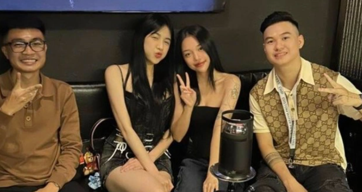 Mới đây, khi một cư dân mạng hỏi Linh Ngọc Đàm về tin đồn nghỉ chơi với vợ chồng bạn trai cũ, nữ streamer đã nhanh chóng khẳng định không có chuyện này.