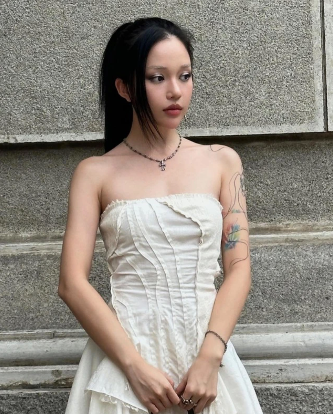 Hiện tại, trong khi Bụt đã là "chồng người ta" thì Linh Ngọc Đàm cũng đang hạnh phúc bên bạn trai người Đài Loan.