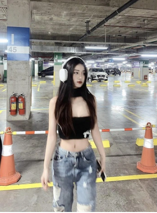 Bùi Minh Trang lại rất kín tiếng, không mấy khi chia sẻ về chuyện tình cảm hay cuộc sống đời tư.