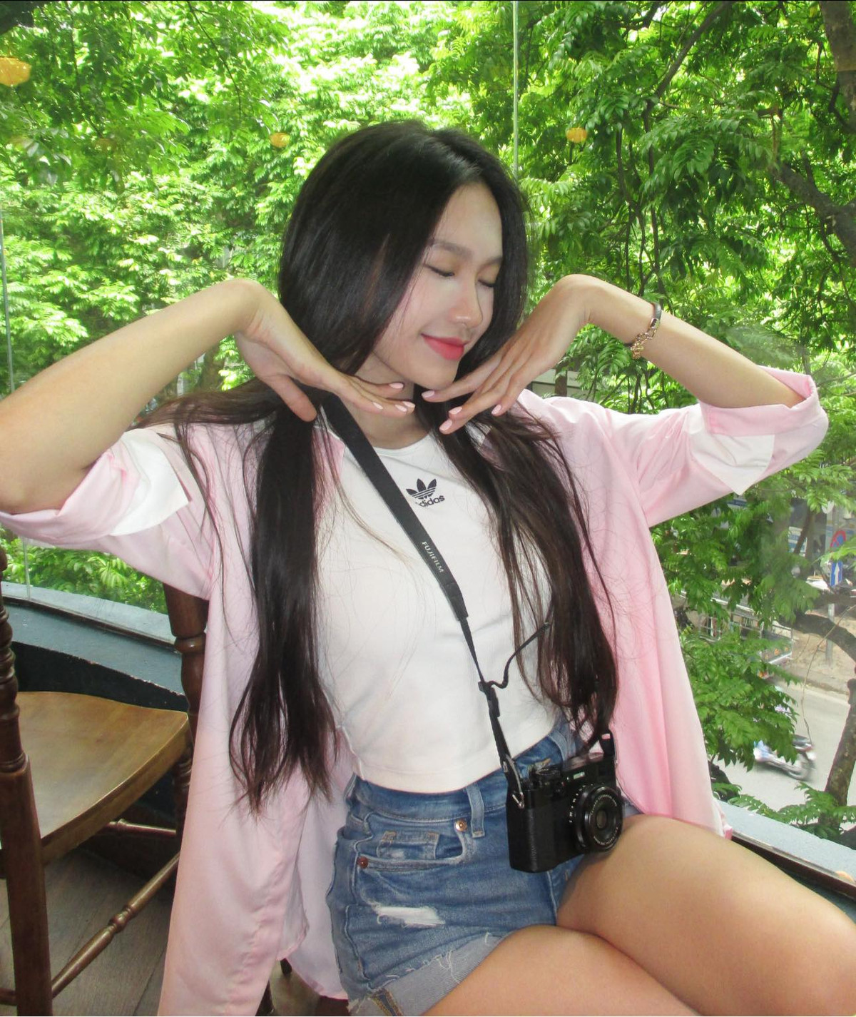 Gương mặt xinh đẹp, vóc dáng chuẩn là thế mạnh của cô gái này mỗi lần xuất hiện trước công chúng.