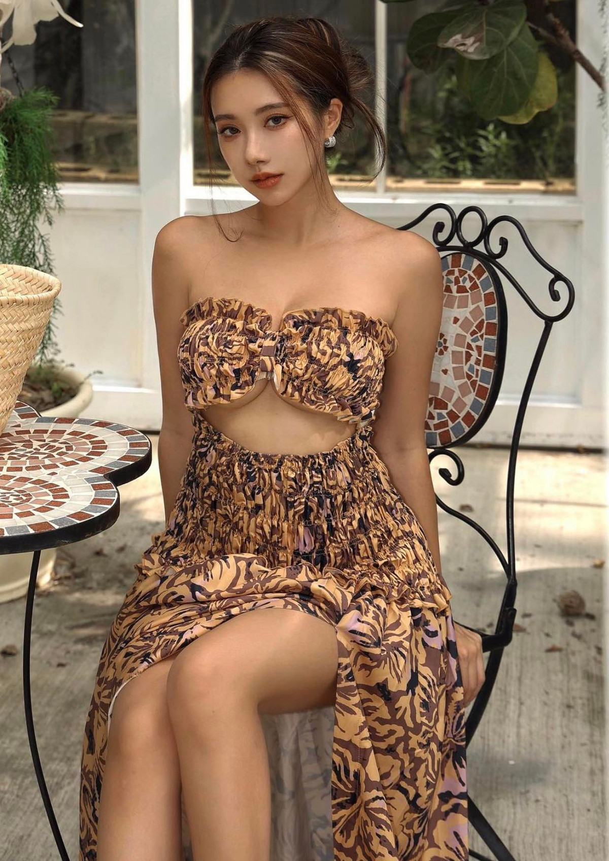 Cơ thể cô tràn đầy sức sống, số đo 3 vòng thay đổi đáng kể.