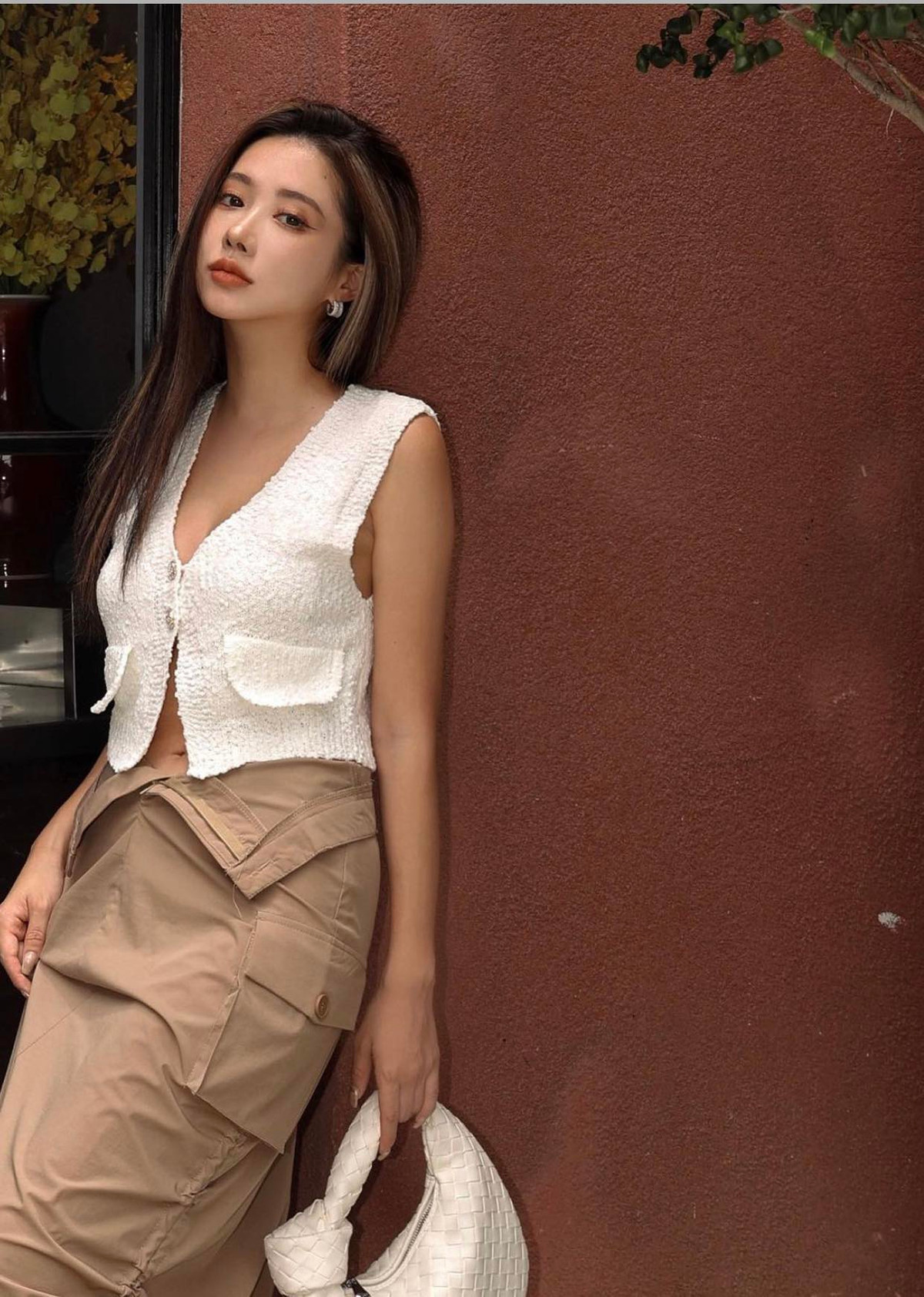 Sở hữu vóc dáng đẹp, cô gái này còn có phong cách thời trang thời thượng.