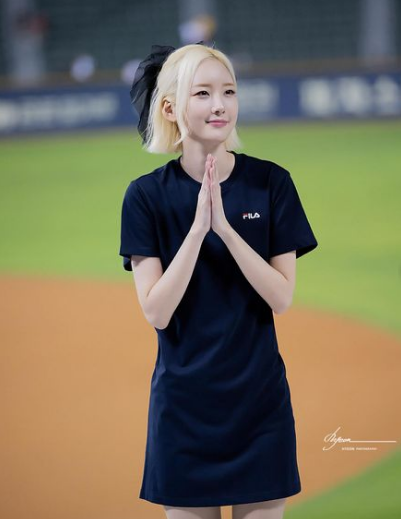 Trang cá nhân Instagram của cô nàng hiện đang sở hữu hơn 300 ngàn theo dõi.