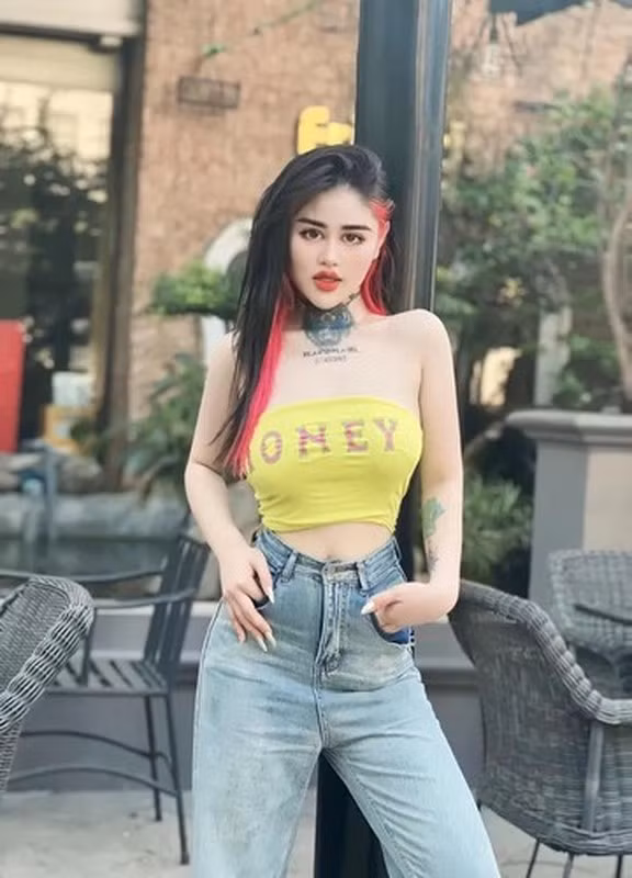 Hiện tại, sự việc Ngân Baby tuyển người yêu vẫn đang nhận được nhiều sự quan tâm, bàn luận của cộng đồng mạng. Ảnh: Tổng hợp