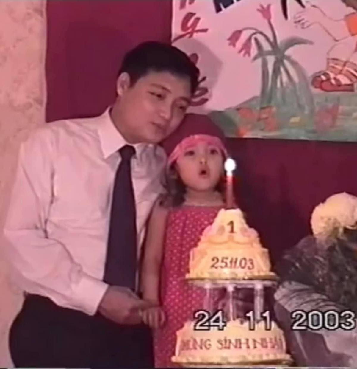 Khi quay trở lại Việt Nam, Linda bất ngờ là gia đình cô sở hữu 1 khách sạn ở trong Nha Trang. Dù bạn bè trêu rằng "nhà mày giàu lắm", Linda vẫn một mực khẳng định "nhà khó khăn". Nhưng ai ngờ, cô nàng cũng bị lừa bởi chính bố mẹ mình.