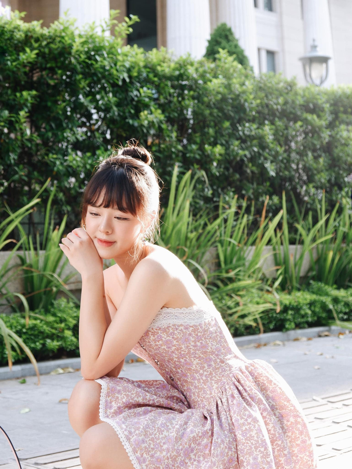 Thảo Trang sinh năm 1999, cô hiện tại đang học khoa Luật, Đại học Quốc gia Hà Nội.