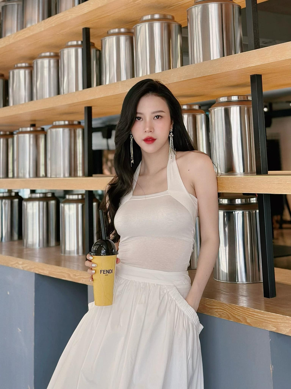 Trên trang cá nhân, dù ít khi khoe ảnh về bạn đời nhưng mỗi lần nhắc đến nửa kia, Ngọc Châm đều khiến ai nấy gato không ngớt.