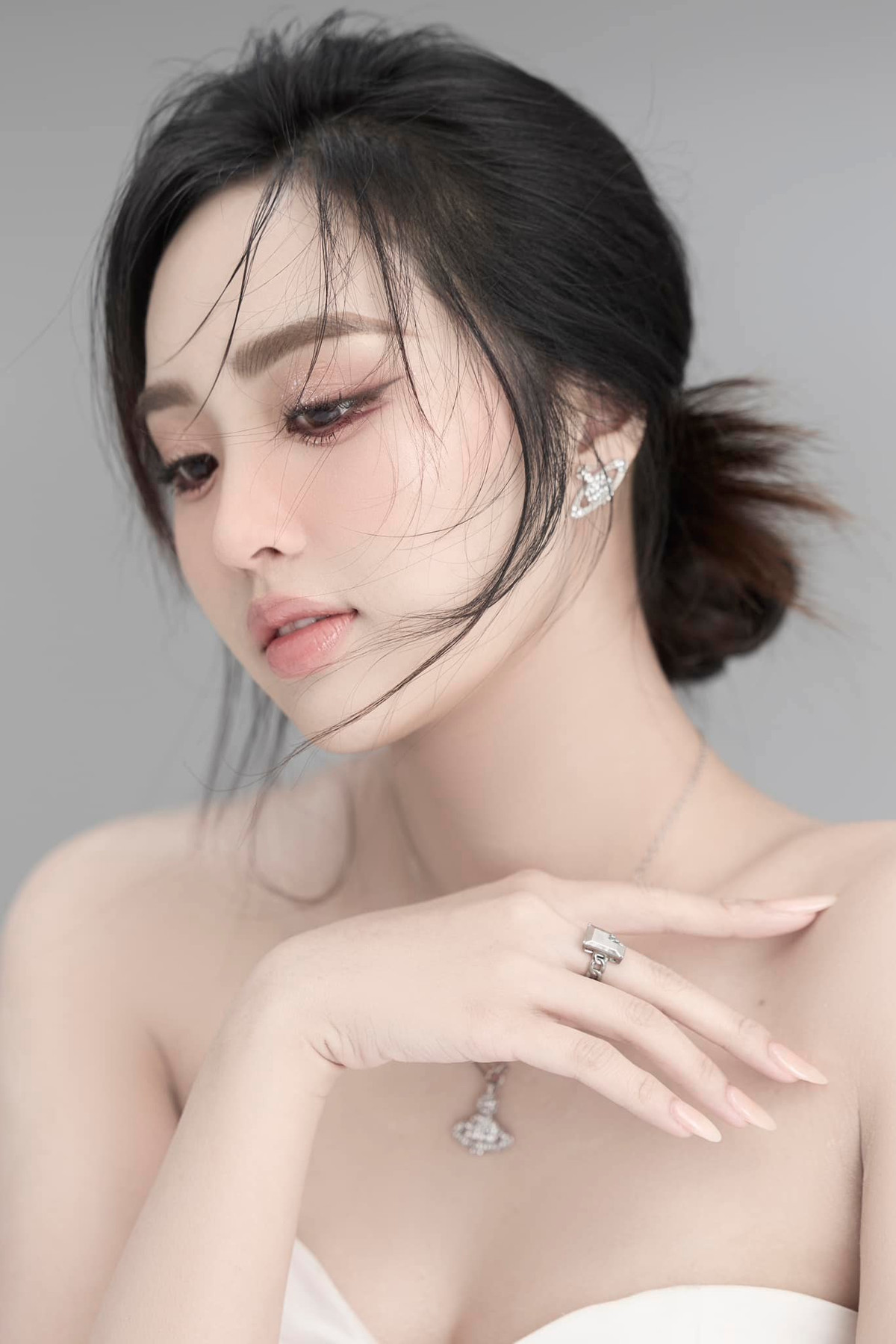 Dù không hoạt động nghệ thuật nhưng Phương Anh vẫn có lượng fan hâm mộ cực "khủng".