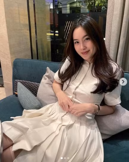 Cô đang là gương mặt vàng của nhiều nhãn hàng, thương hiệu với vẻ đẹp rạng rỡ, tự nhiên. Ảnh: IGNV