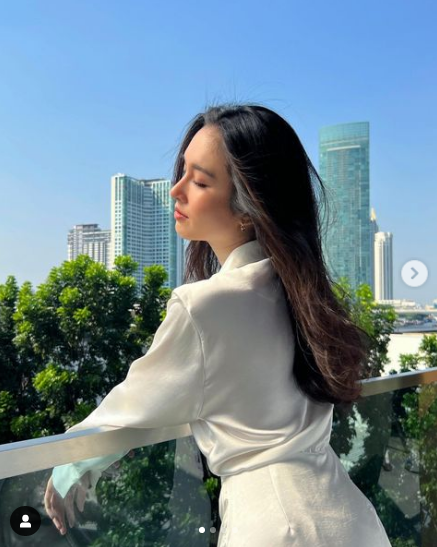 Vẻ đẹp và thành công của cô trở thành nguồn cảm hứng mạnh mẽ cho cộng đồng LGBT.