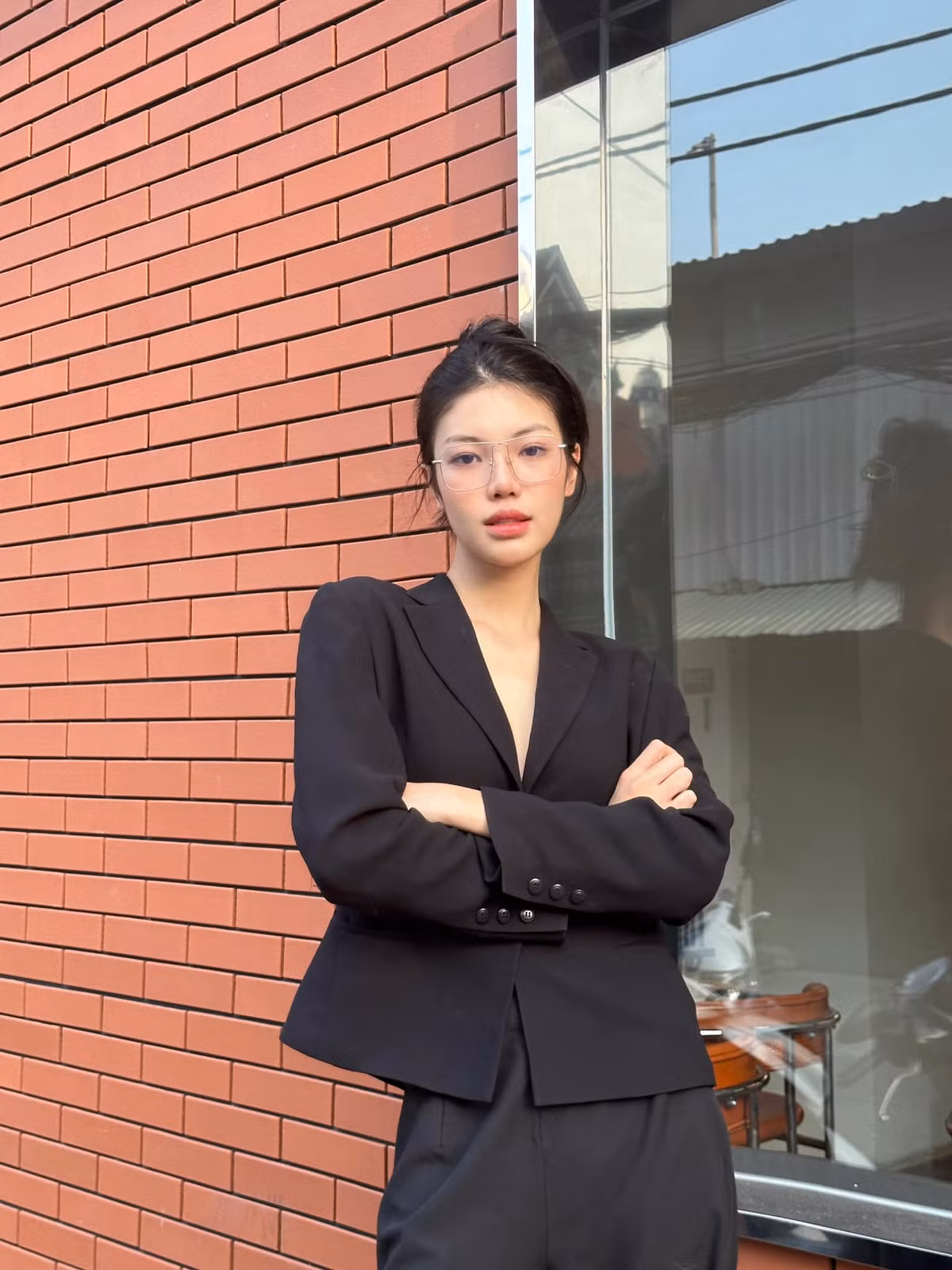 Nhìn Tường San hiện tại, ít ai nghĩ rằng cô gái 18 tuổi chỉ mới phẫu thuật bởi trông vô cùng xinh đẹp, quyến rũ không thua kém gì nhiều người đẹp khác.