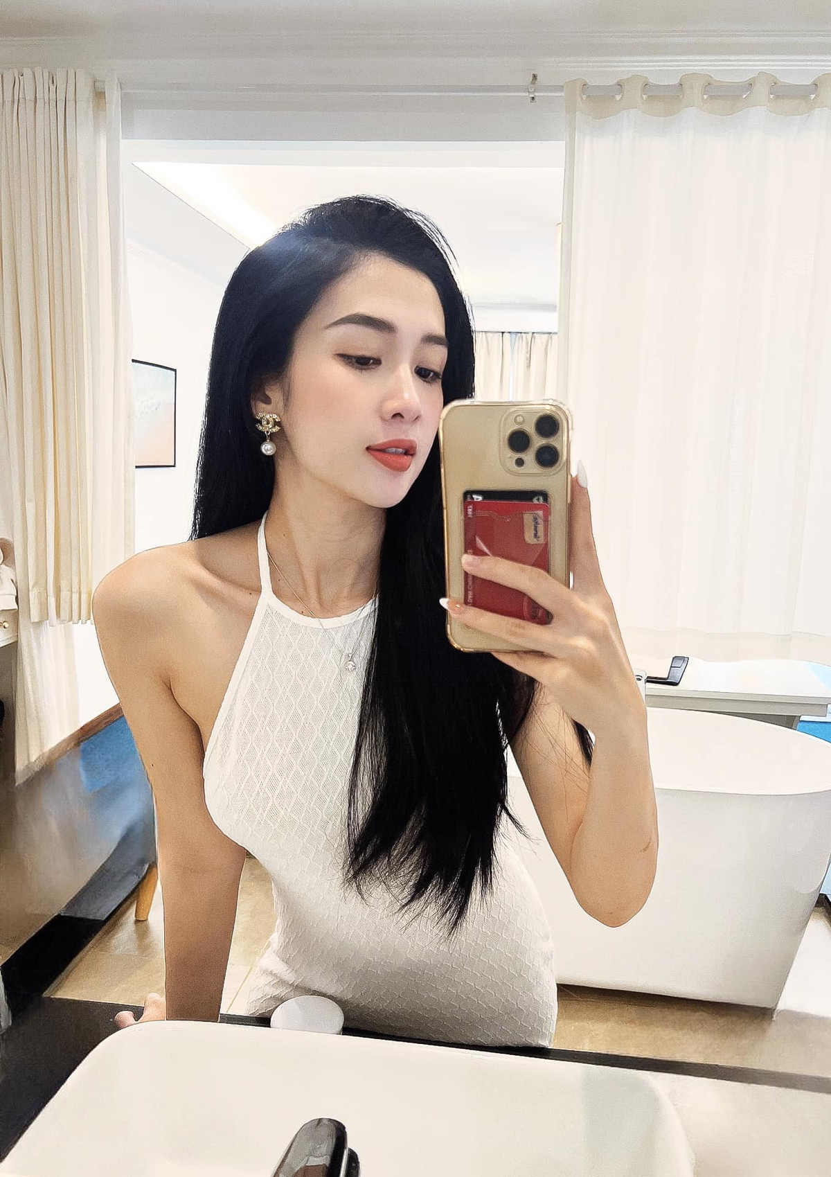 Trở thành MC VTV từ năm 18 tuổi, Ngô Thị Mỹ Chi khiến nhiều người ngưỡng mộ.