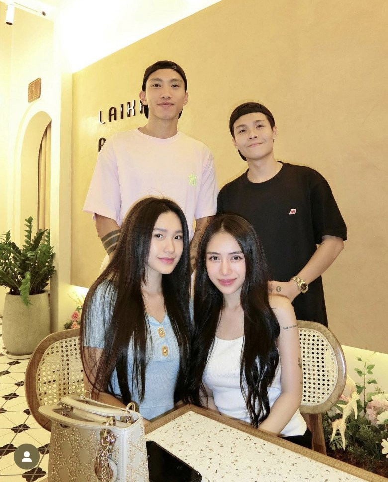 Rich kid nhà Minh Nhựa còn dành nhiều lời khen có cánh cho bạn gái Đoàn Văn Hậu như xinh, cao, dáng thon, hiền, dễ gần,...