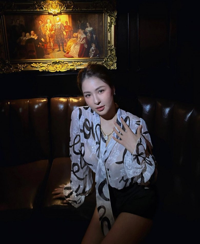 Trong thời gian gần đây, Trâm Anh mới xuất hiện trở lại nhưng khá nhỏ giọt. Đáng nói, cô cũng đã công khai bạn trai mới.