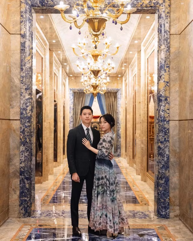 Cả hai đều là những hot girl, hot boy sở hữu visual ấn tượng, chưa kể lại rất thành công trong sự nghiệp và sớm sở hữu tài sản riêng đáng nể.