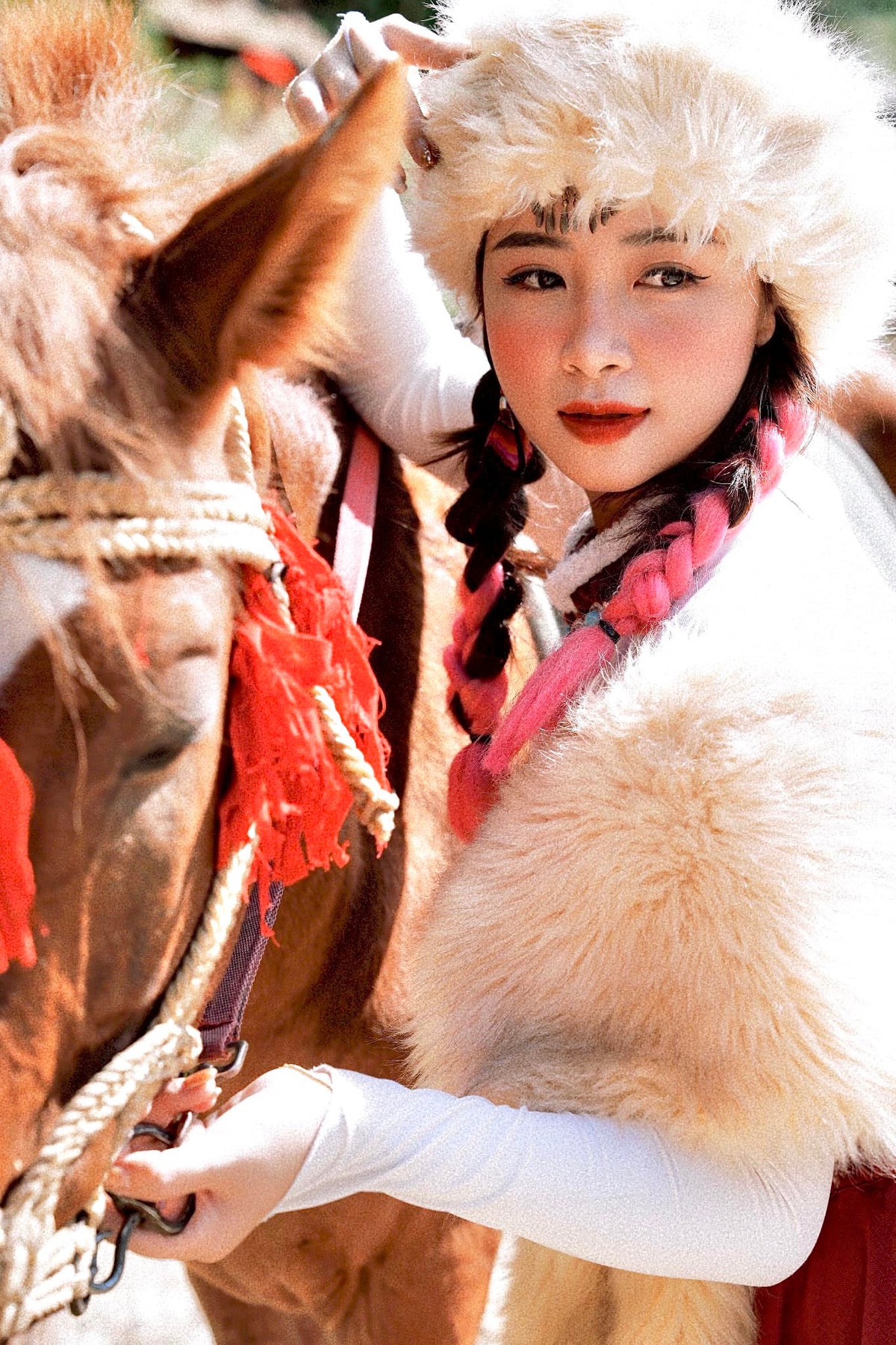 Được biết, loạt hình ảnh này cô đã chụp từ khá lâu, trong chuyến du lịch Sa Pa cùng chồng.