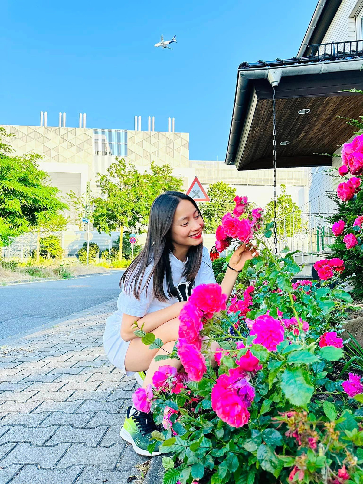 Nhan sắc nổi bật của Hoàng Thị Loan luôn khiến cho fan hâm mộ bóng đá phải say đắm.