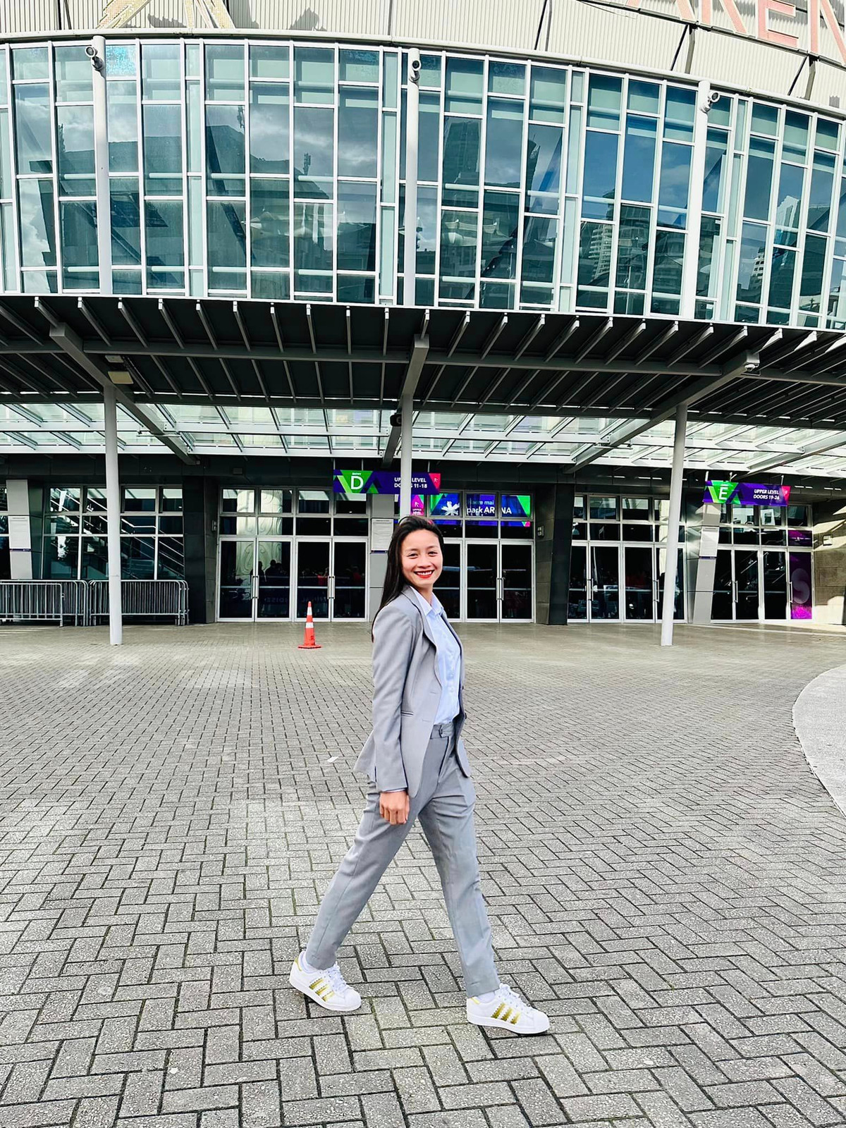 Nữ tuyển thủ sở hữu làn da trắng, nụ cười tỏa nắng và vẻ đẹp mộc mạc.