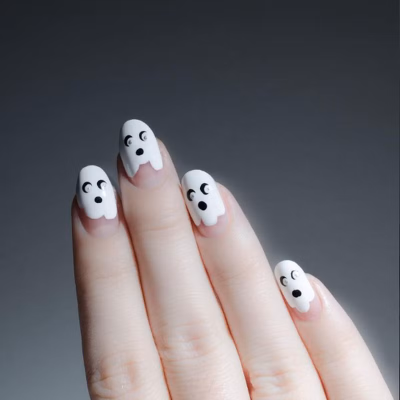 Giới làm đẹp cũng bắt kịp tinh thần để cho ra mắt những sản phẩm chuẩn …tháng cô hồn.