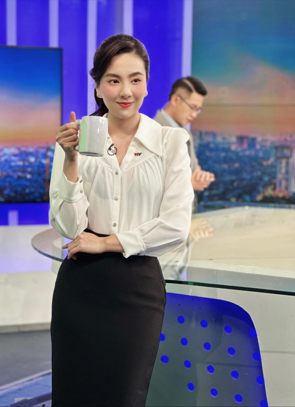 VTV có nhiều mỹ nhân bước ra từ đấu trường nhan sắc, sở hữu sắc vóc đẹp lay động lòng người, song Mai Ngọc lại là trường hợp ngoại lệ.