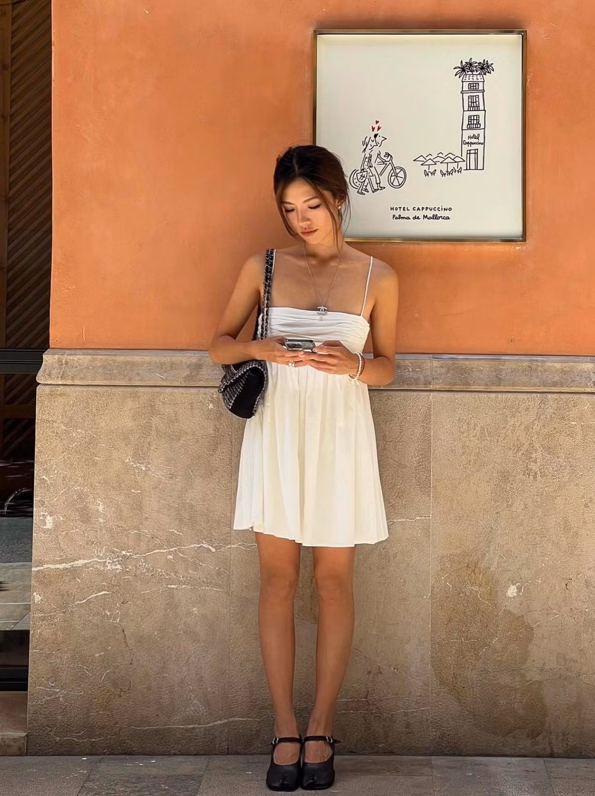 Vẻ đẹp của nữ golf thủ sinh năm 1999 là sự hòa trộn giữa các đường nét phương Đông và phong cách cá tính, sắc sảo, gợi tình đặc trưng của phương Tây.