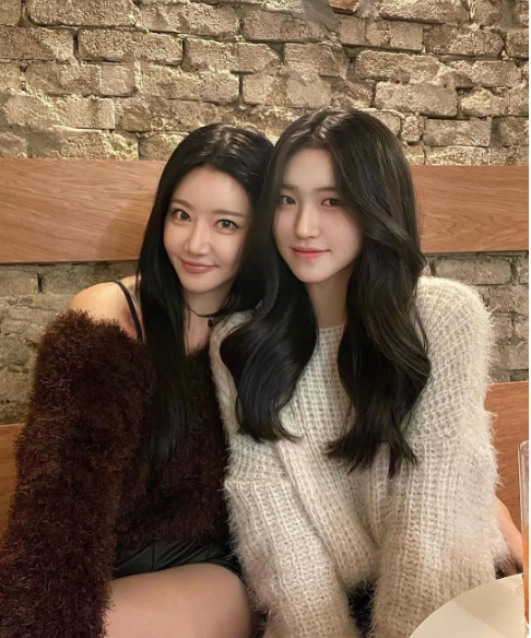 Bà mẹ một con tiết lộ cô thường xuyên tập nhảy, pilates và gym để đốt cháy mỡ thừa, giữ gìn vóc dáng gọn gàng.