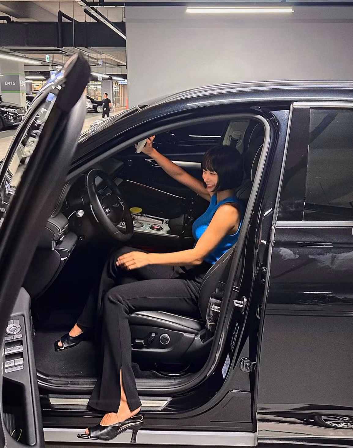 Trang cá nhân IG của cô hiện đang sở hữu 230 ngàn người theo dõi.