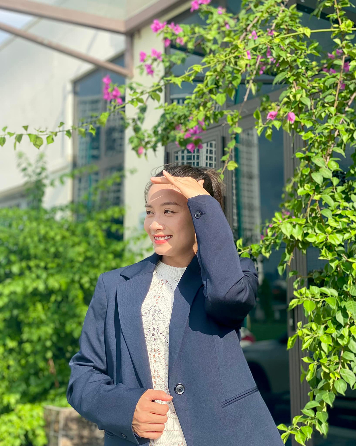 Nụ cười tươi với má lúm đồng tiền của cô gái đến từ Hà Nội đã nhận được nhiều bình luận khen ngợi.