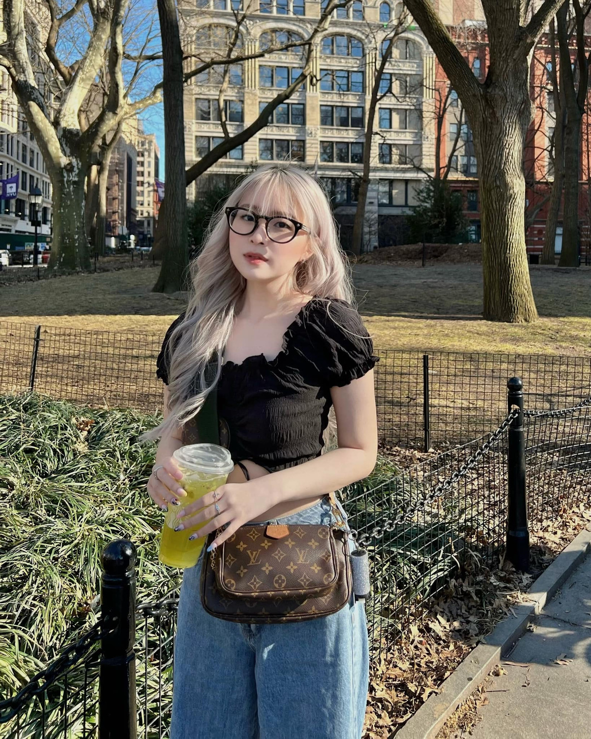 Nữ rich kid vừa có ngoại hình xinh xắn lại sở hữu thành tích học tập khủng đã nhiều lần làm cư dân mạng trầm trồ.