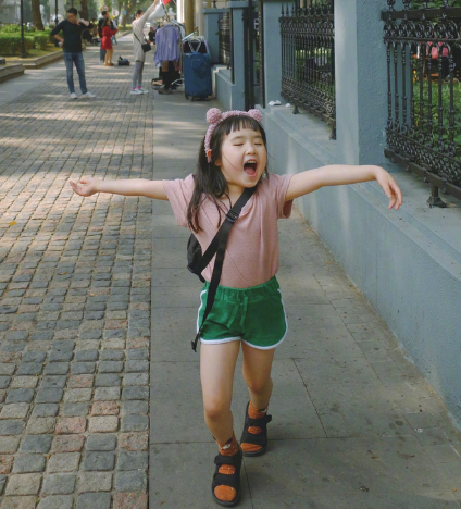 Trang cá nhân hiện tại của Tiểu Man đang thu hút hàng triệu lượt follow, đây là con số khiến nhiều đàn anh, đàn chị phải ước mong. Ảnh: IGNV