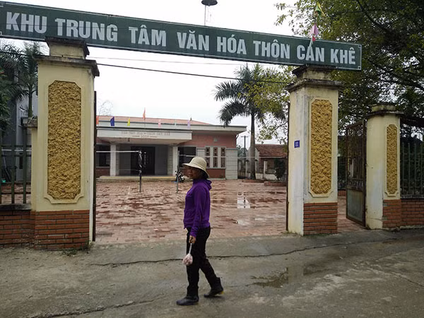 Nhà văn hóa thôn Cán Khê, nơi "Công chúa thuốc lào" tổ chức chữa bệnh trái phép trước đó.