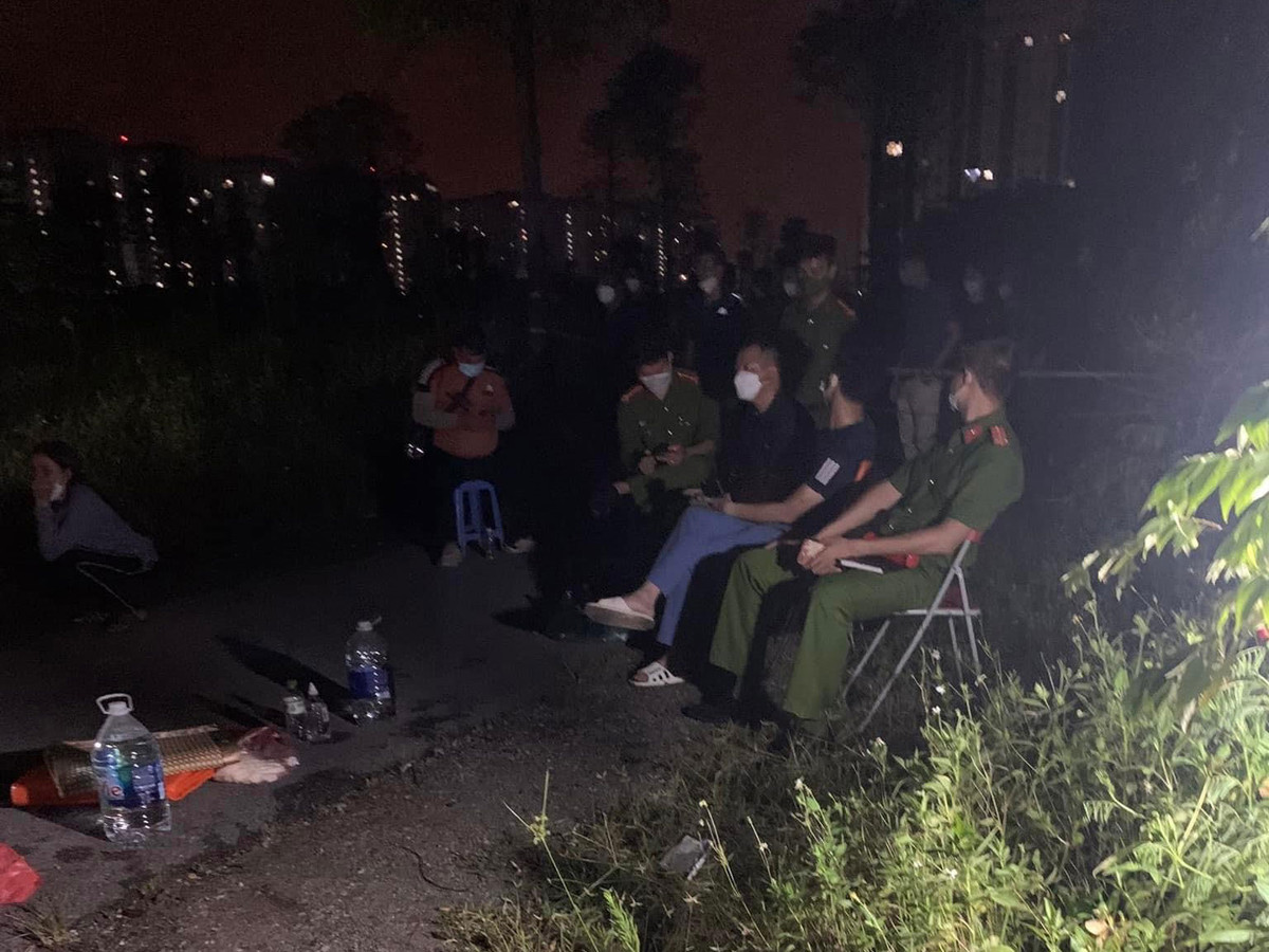  Phát hiện thi thể trong khu đô thị ở Hà Nội: Ngày 9/7, Công an huyện Thanh Oai cho biết, đơn vị đang điều tra, làm rõ vụ việc một nam giới tử vong nhiều ngày tại một khu đô thị trên địa bàn xã Cự Khê. Qua khám nghiệm và điều tra, công an xác định nạn nhân tử vong do sử dụng ma túy dẫn đến bị sốc thuốc. Theo đó, người này đã tử vong từ 6 ngày trước, chỉ đến khi thi thể phân hủy nặng mới được người dân phát hiện. 