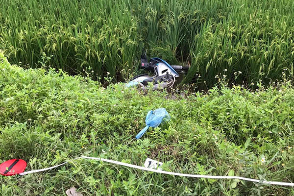 Sau khi xô xát tại địa điểm trên, Đức và Cường tiếp tục hẹn nhau xuống khu vực thôn Muối, xã Lan Mẫu để đánh nhau. Sau đó, các đối tượng gọi điện liên hệ với một số đối tượng khác mang theo hung khí tới quyết chiến. Hậu quả làm Kim Văn Đức (SN 1995, trú xã Tam Dị, Lục Nam) và Đặng Công Đoàn (SN 2006, trú xã Phương Sơn, Lục Nam) bị thương (nghi là do súng tự chế bắn đạn hơi).