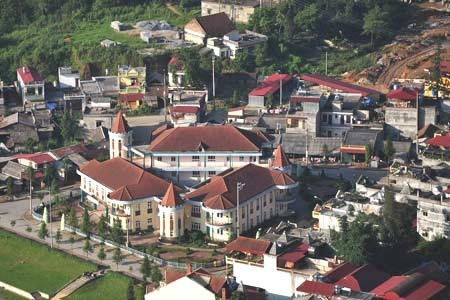 Phong khach san Sapa gia 50 trieu mot dem dip 30/4-Hinh-2