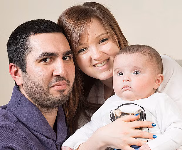 Em be dau tien duoc loai bo benh di truyen tu phoi-Hinh-2