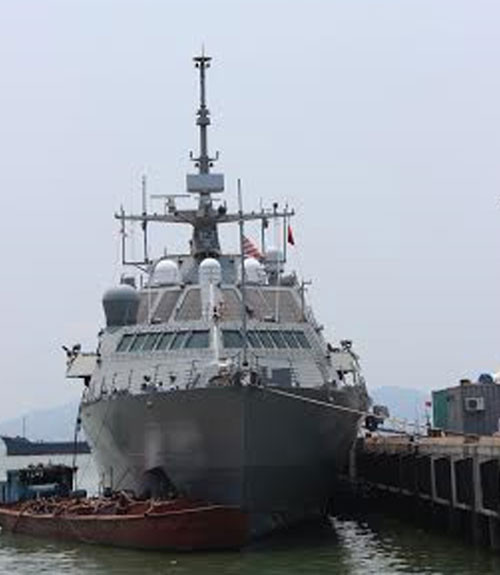 Can canh tau chien Hai quan My tham Da Nang-Hinh-3