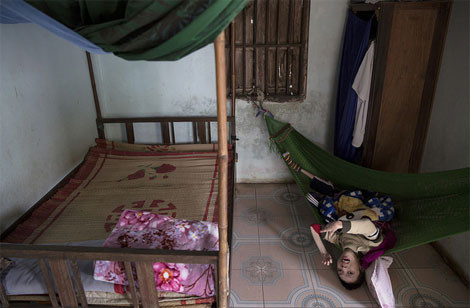 20 năm trôi qua, nhiều người Việt Nam vẫn biết rất ít về tác hại kéo dài do chất độc da cam gây ra.