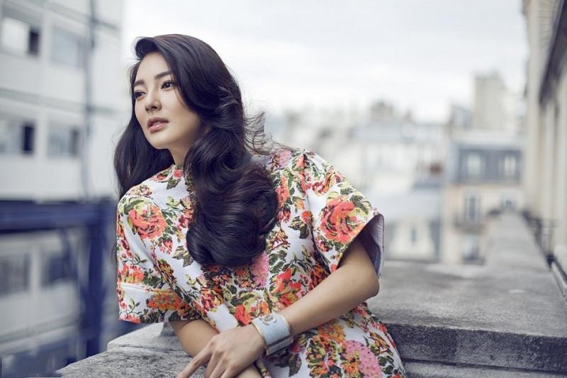 Dan ba luy tinh den may cung dung vi dan ong ma danh mat minh