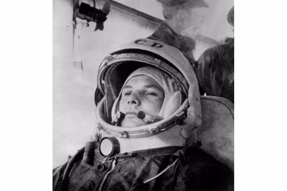 Ngày 12/4/1961 trở thành dấu mốc quan trọng trong lịch sử khi phi hành gia Liên Xô Yuri Gagarin trở thành người đầu tiên trong lịch sử nhân loại bay vào vũ trụ.