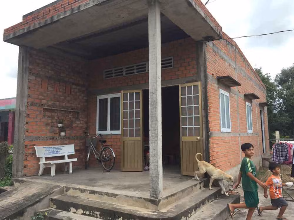 Be gai bi dau bung du doi, me tre chet lang nghe tin bao cua bac si-Hinh-3