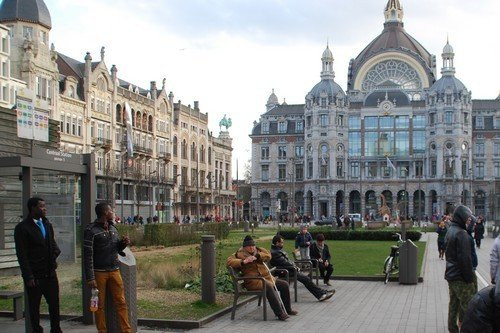 Top 10 nha ga duong sat dep, niu chan du khach nhat the gioi-Hinh-5