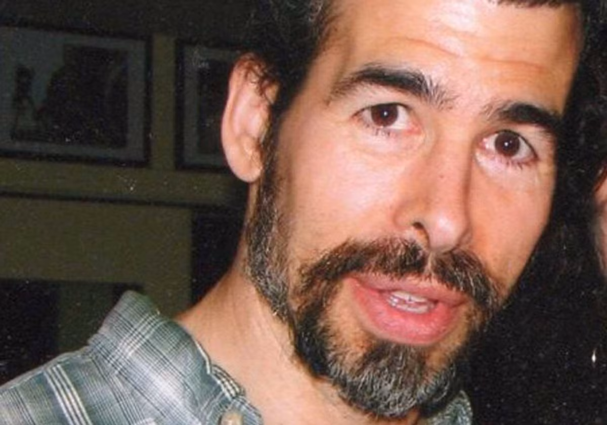 Với chỉ số IQ 192, Richard Rosner dành 10 năm để học chương trình phổ thông bằng cách làm giả giấy tờ. Về sau, ông được biết đến với vai trò sản xuất chương trình truyền hình CHiPs và một số dự án khác.