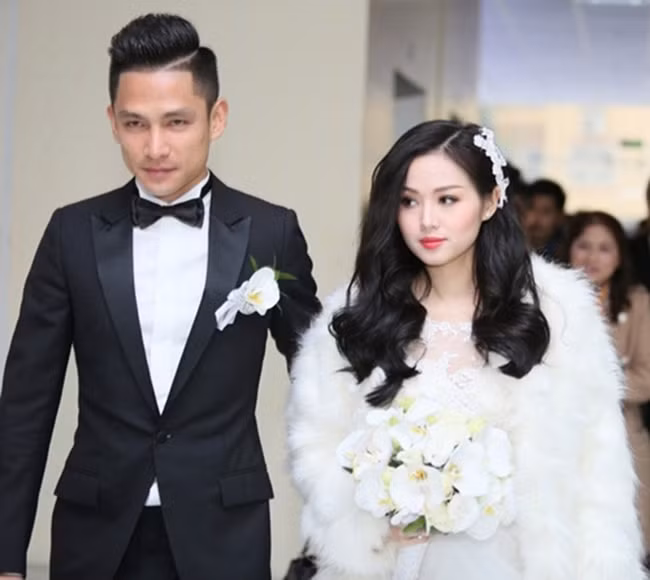 Tâm Tít (tên thật là Phạm Thanh Tâm) là hot girl đình đám Hà thành. Năm 2015, Tâm Tít bất ngờ lên xe hoa với doanh nhân Chu Ngọc Thành. Sau khi kết hôn, Tâm Tít dần rút khỏi làng giải trí để chăm sóc tổ ấm nhỏ.