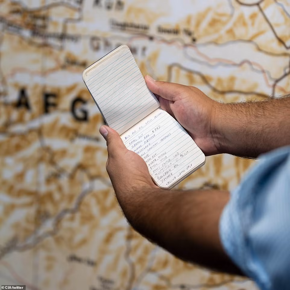 Khi tham gia chiến dịch truy quét, tiêu diệt khủng bố, các binh sĩ và nhân viên CIA được cảnh báo rằng họ có nguy cơ không quay về được nữa. Do vậy, họ phải thu xếp tài sản và trấn an gia đình trước khi lên đường, nhằm chuẩn bị cho tình huống xấu nhất.