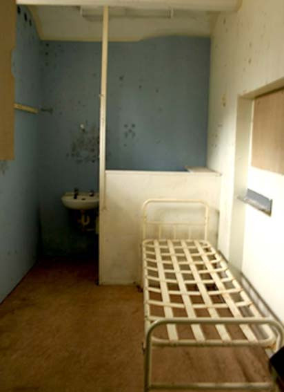 Chính tại nơi này, 18 lính Mỹ bị xử tử hình trong khoảng thời gian từ năm 1943 - 1945.