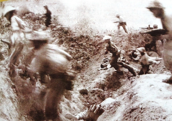 Doc dao chien thuat “vay, lan, tan, diet” trong tran Dien Bien Phu