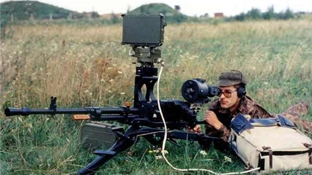 Hệ thống radar do Nga chế tạo đa chức năng, và có thể được sử dụng như một công cụ do thám hoặc như một máy ảnh cho các vũ khí tự động.